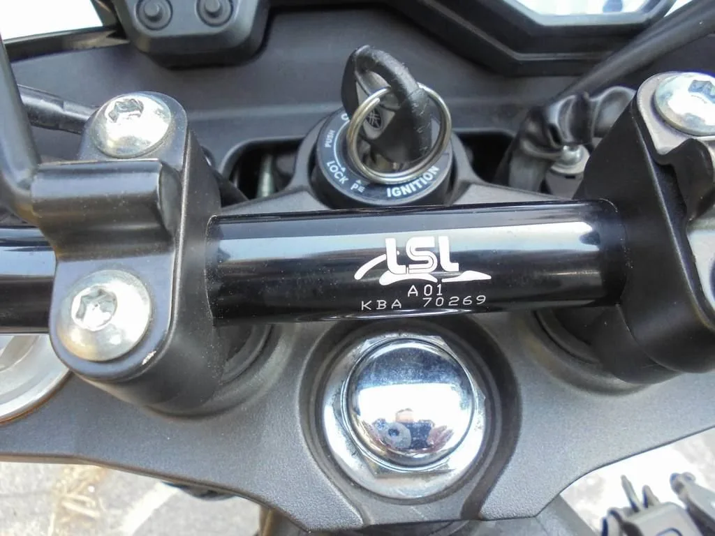 Yamaha FZ-8N ABS