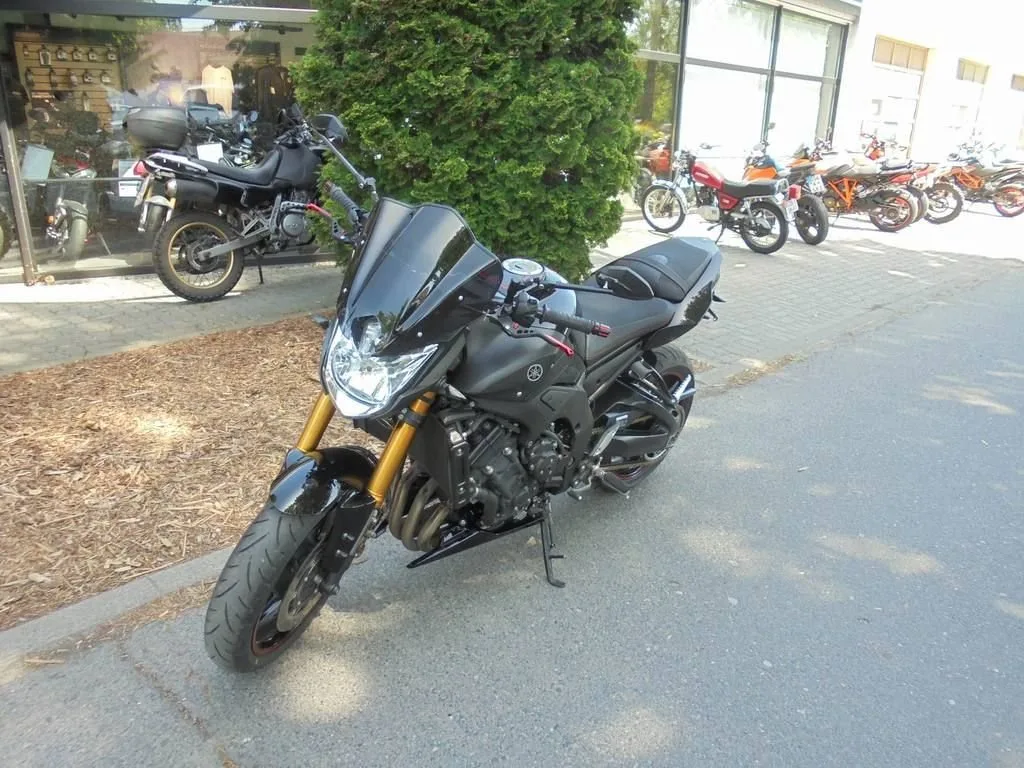 Yamaha FZ-8N ABS