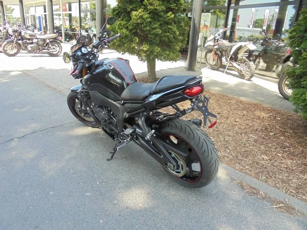 Yamaha FZ-8N ABS