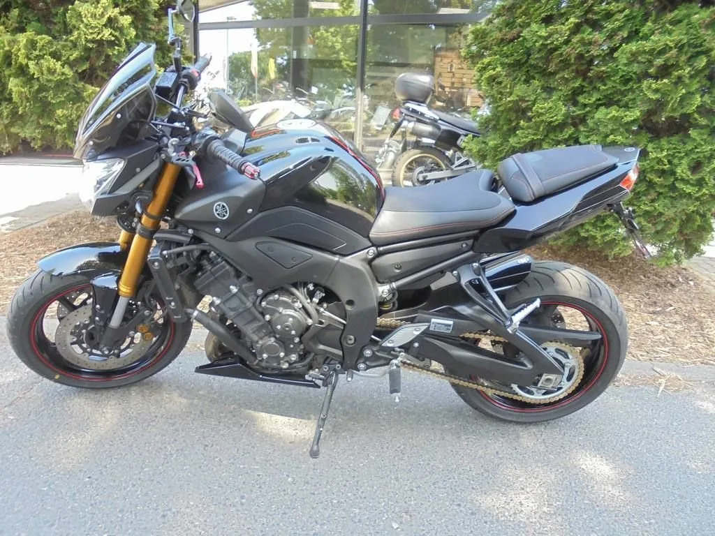 Yamaha FZ-8N ABS