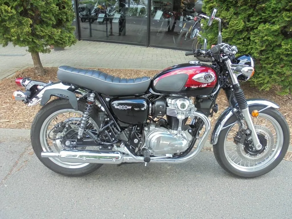 Kawasaki W800
