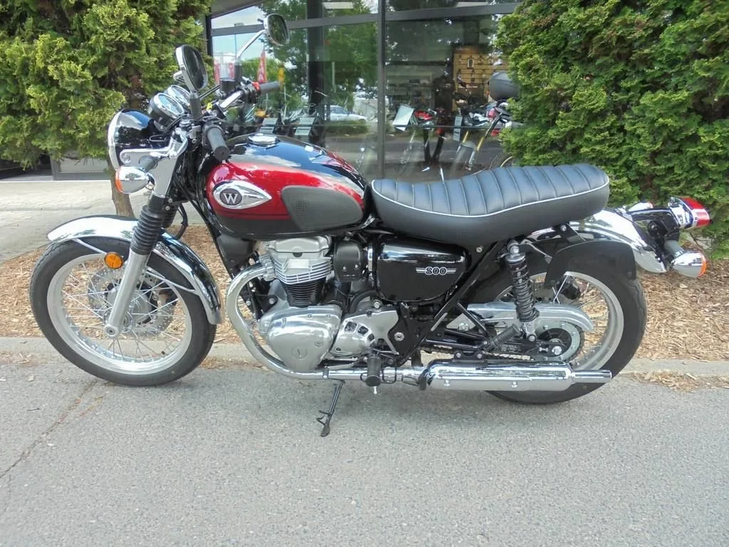Kawasaki W800
