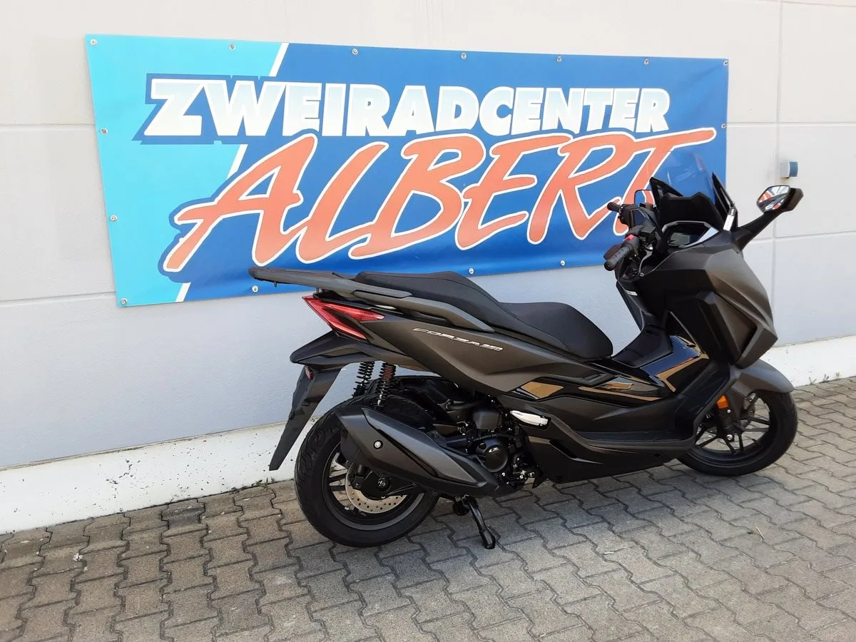 Honda Forza 350