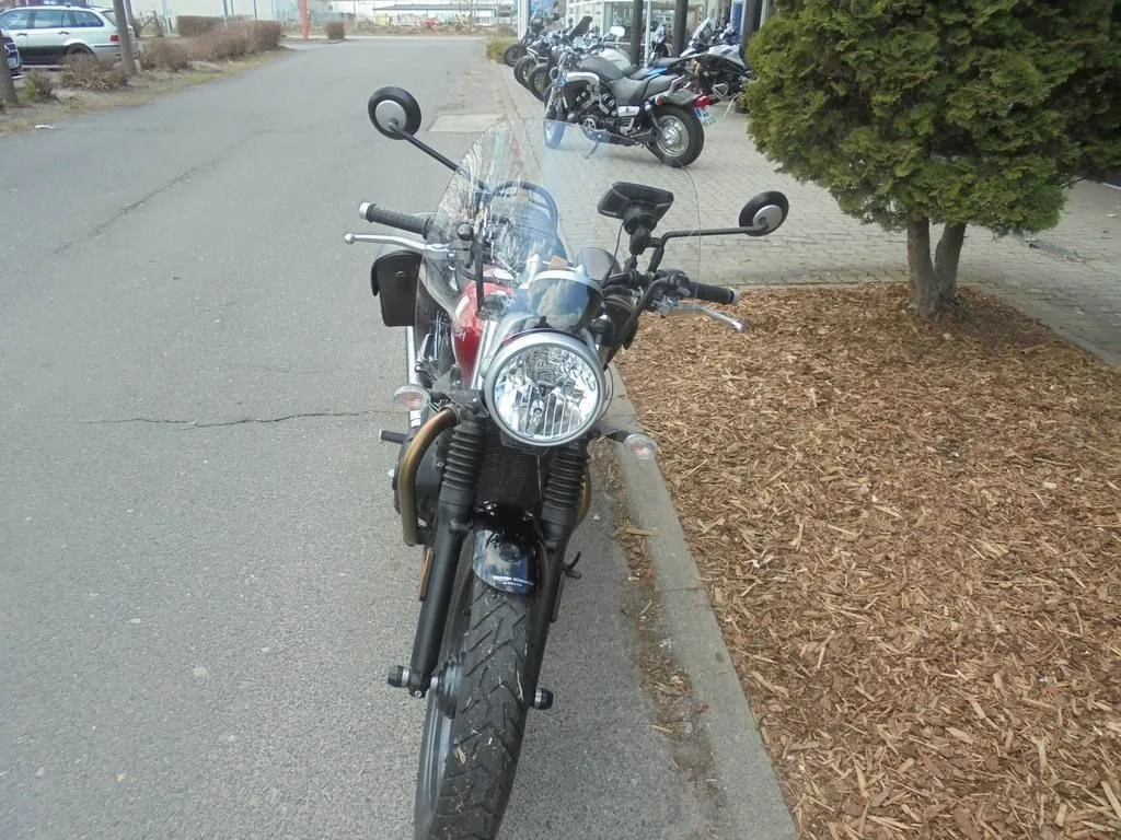 Triumph Street Twin
