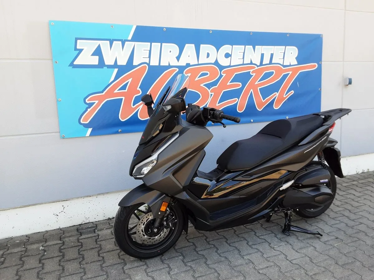 Honda Forza 350
