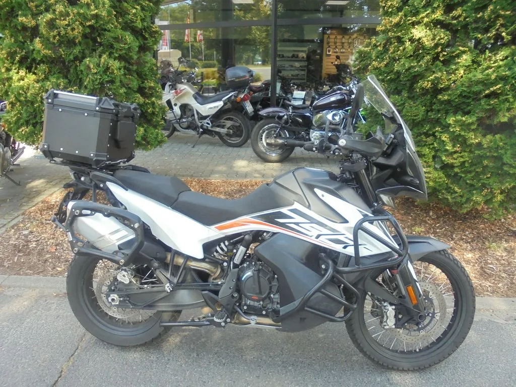 KTM 790 Adventure