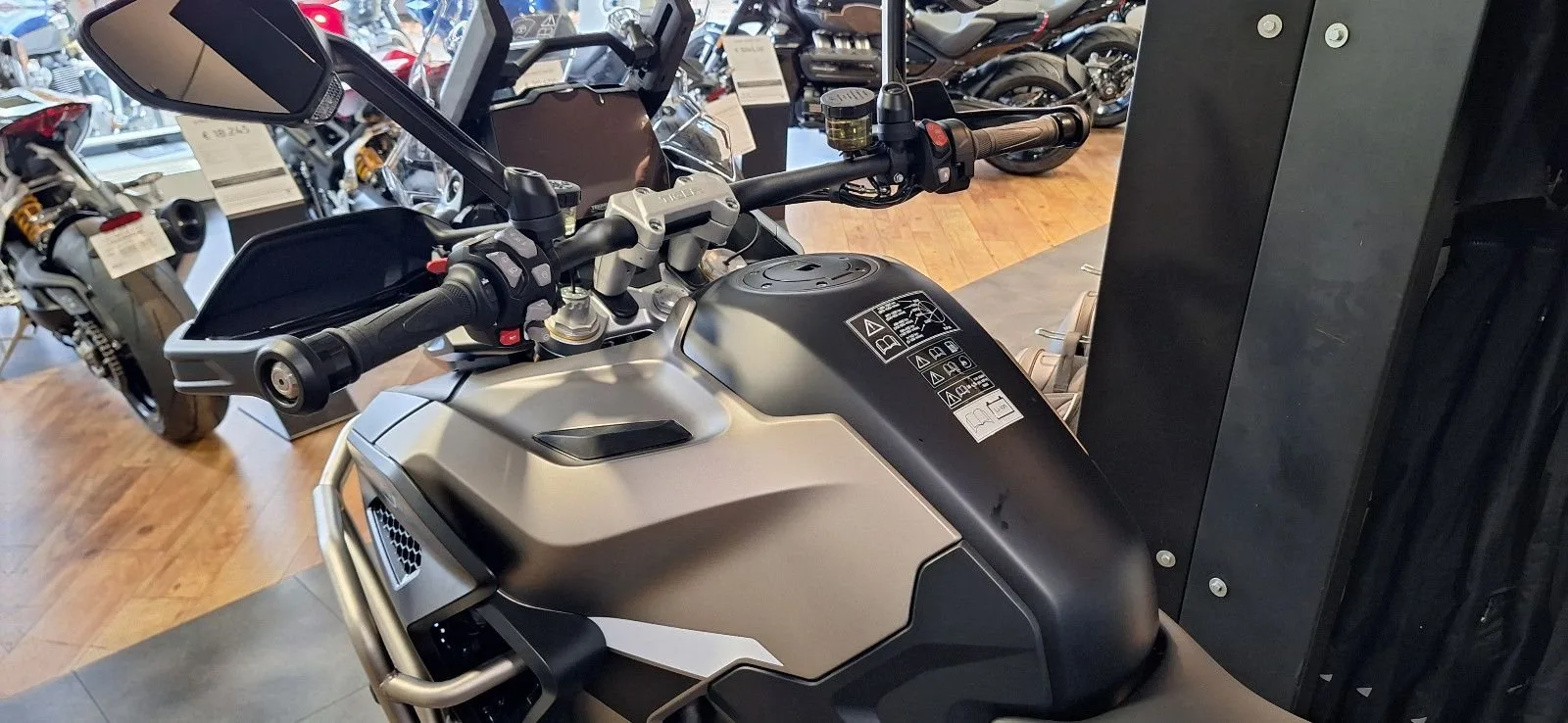 Triumph Tiger 1200 Rally Explorer