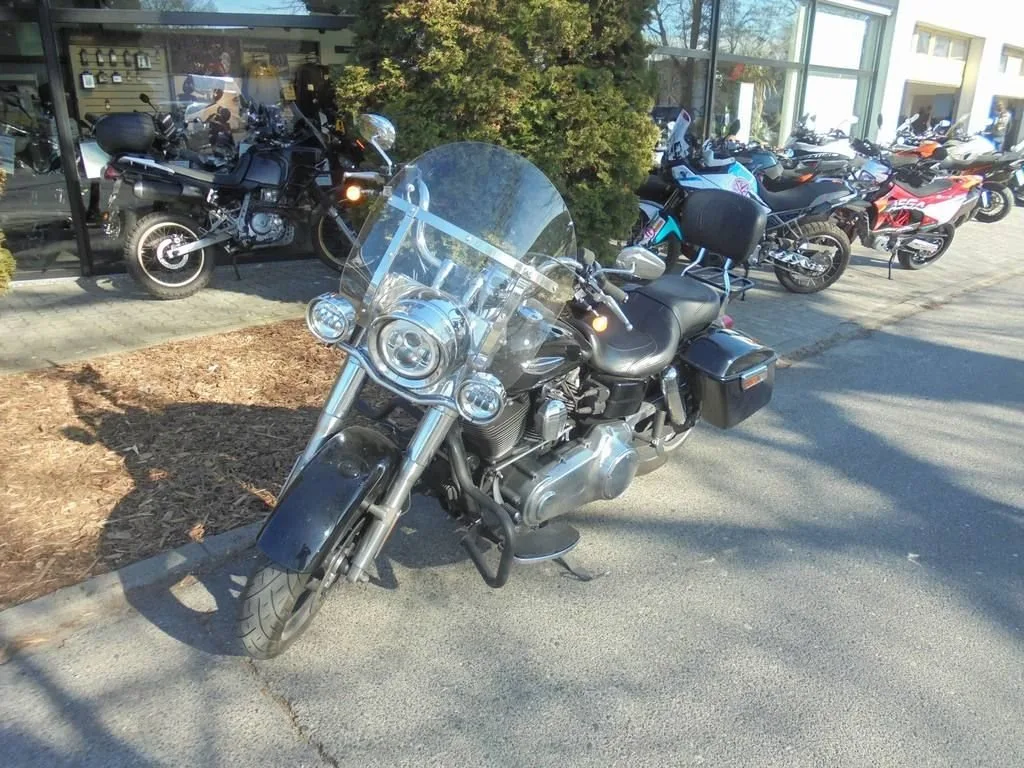 Harley-Davidson Dyna Switchback FLD