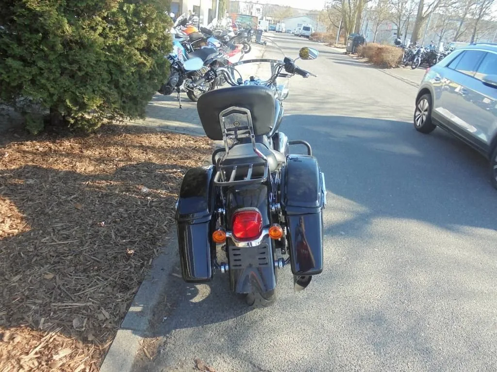 Harley-Davidson Dyna Switchback FLD