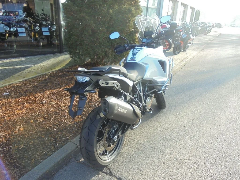 KTM 1290 Super Adventure T