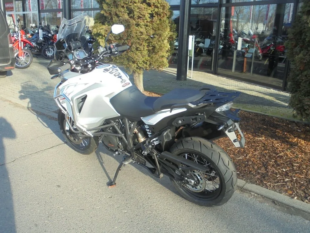 KTM 1290 Super Adventure T