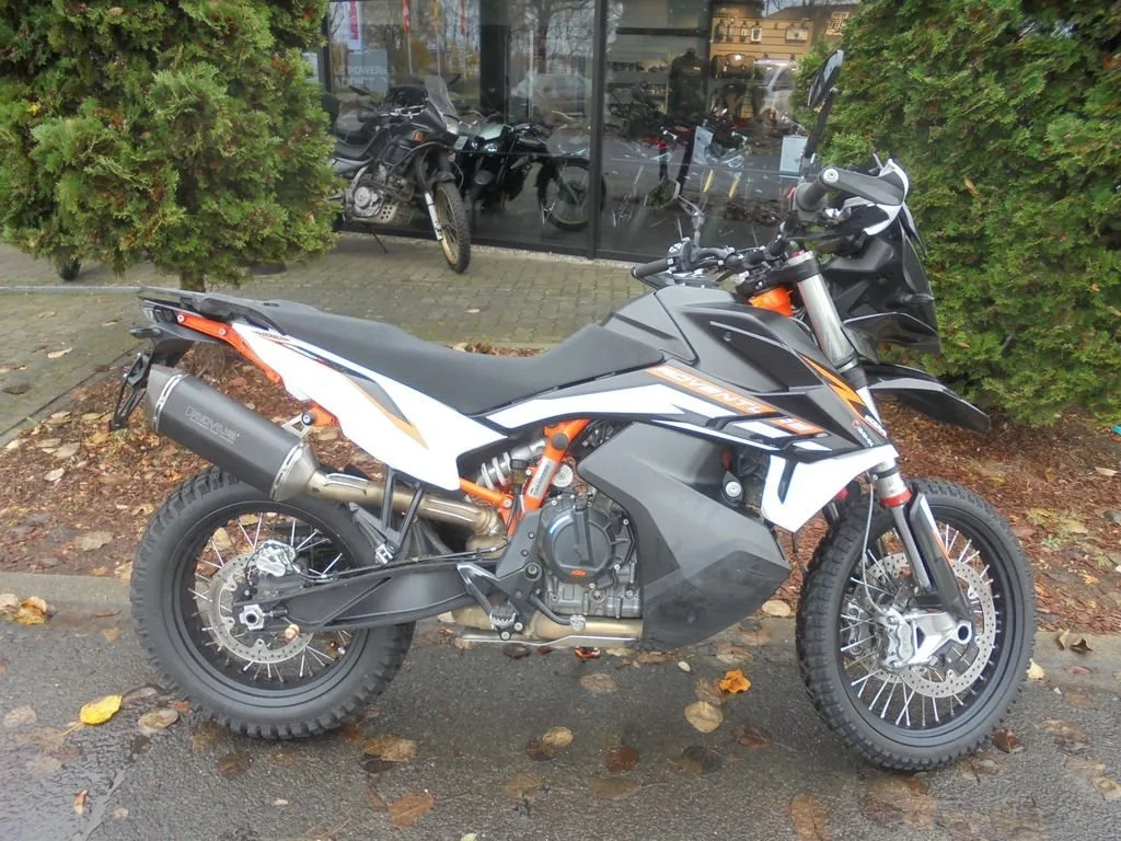 KTM 890 Adventure R