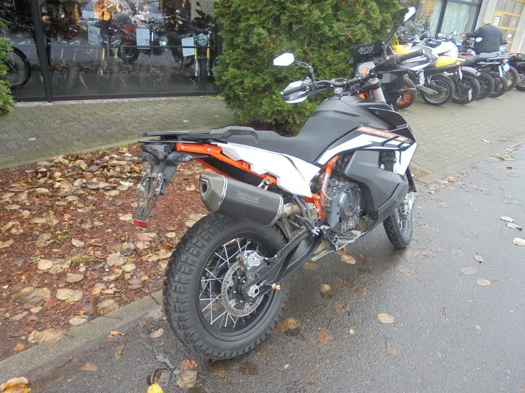 KTM 890 Adventure R