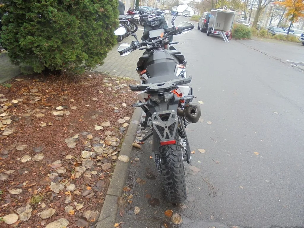 KTM 890 Adventure R
