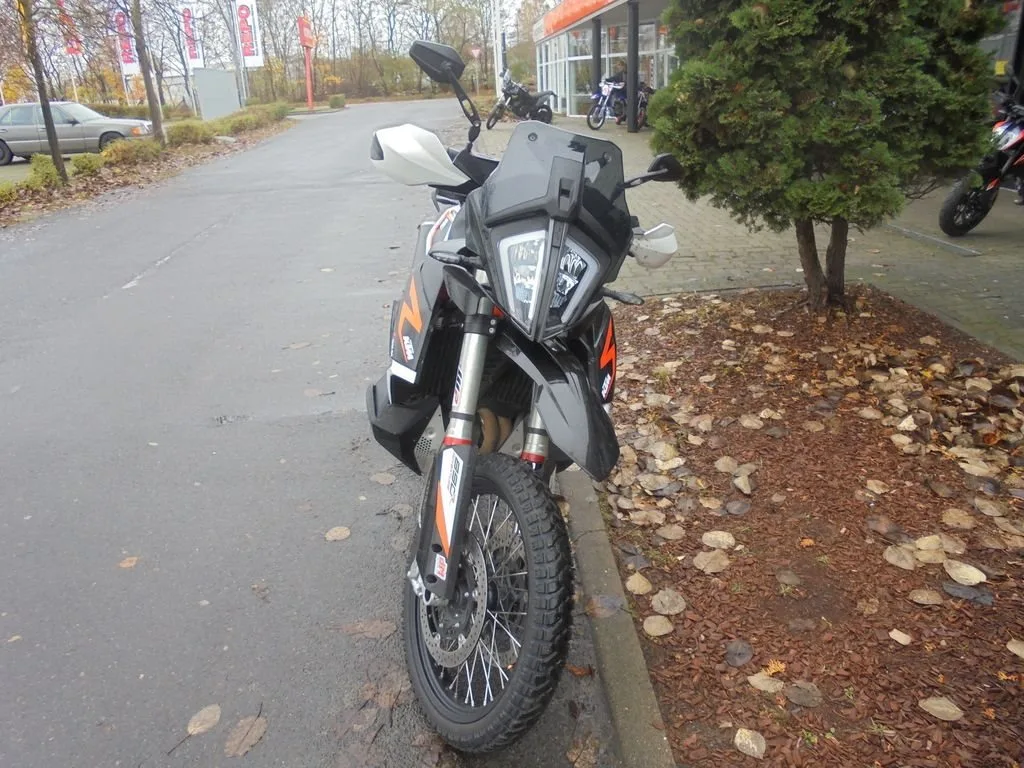 KTM 890 Adventure R