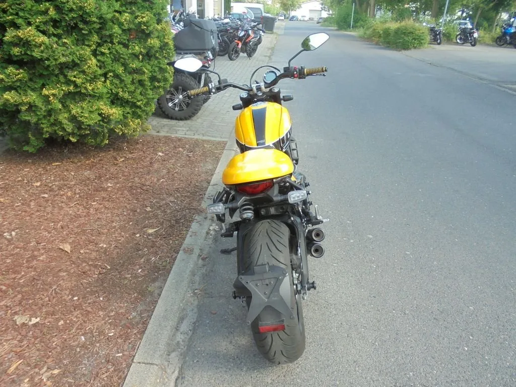 Ducati Scrambler Full Throttle