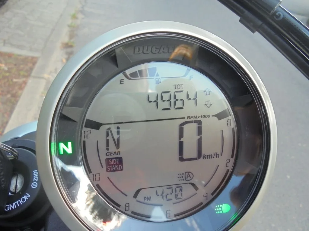 Ducati Scrambler Full Throttle