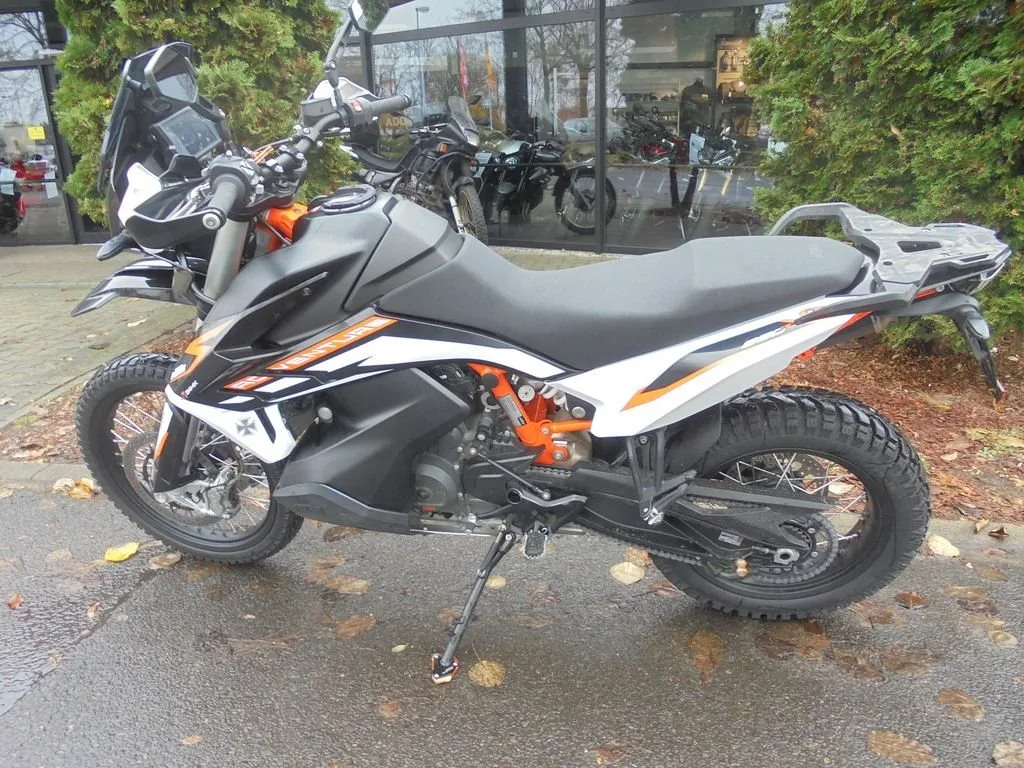 KTM 890 Adventure R