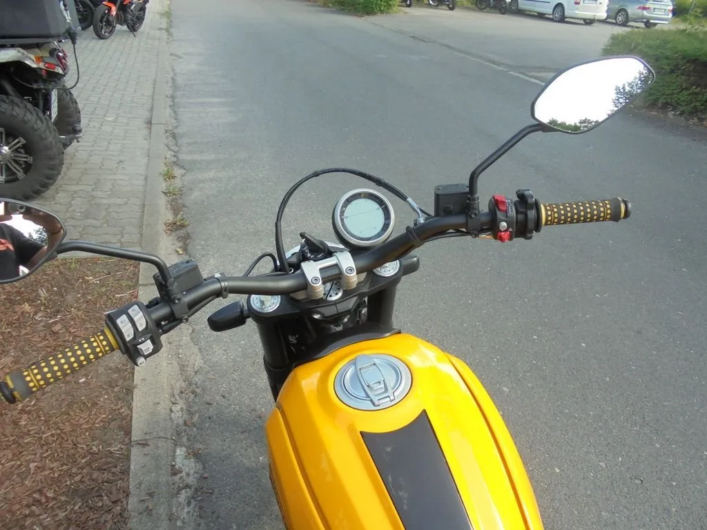 Ducati Scrambler Full Throttle