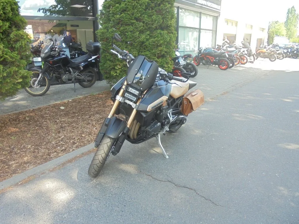 Triumph Tiger Explorer