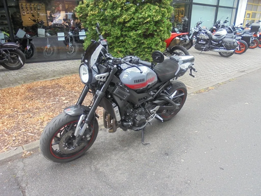 Yamaha XSR900 Abarth