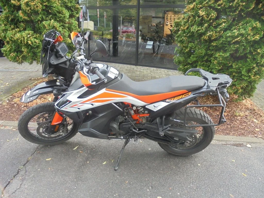 KTM 790 Adventure R