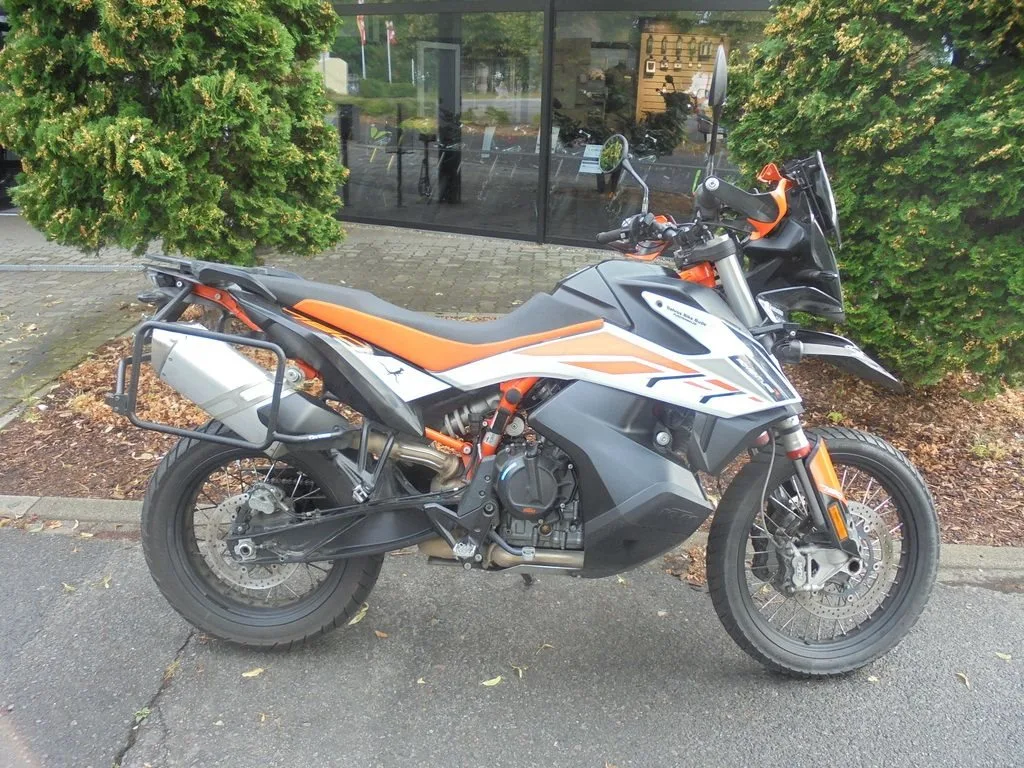 KTM 790 Adventure R