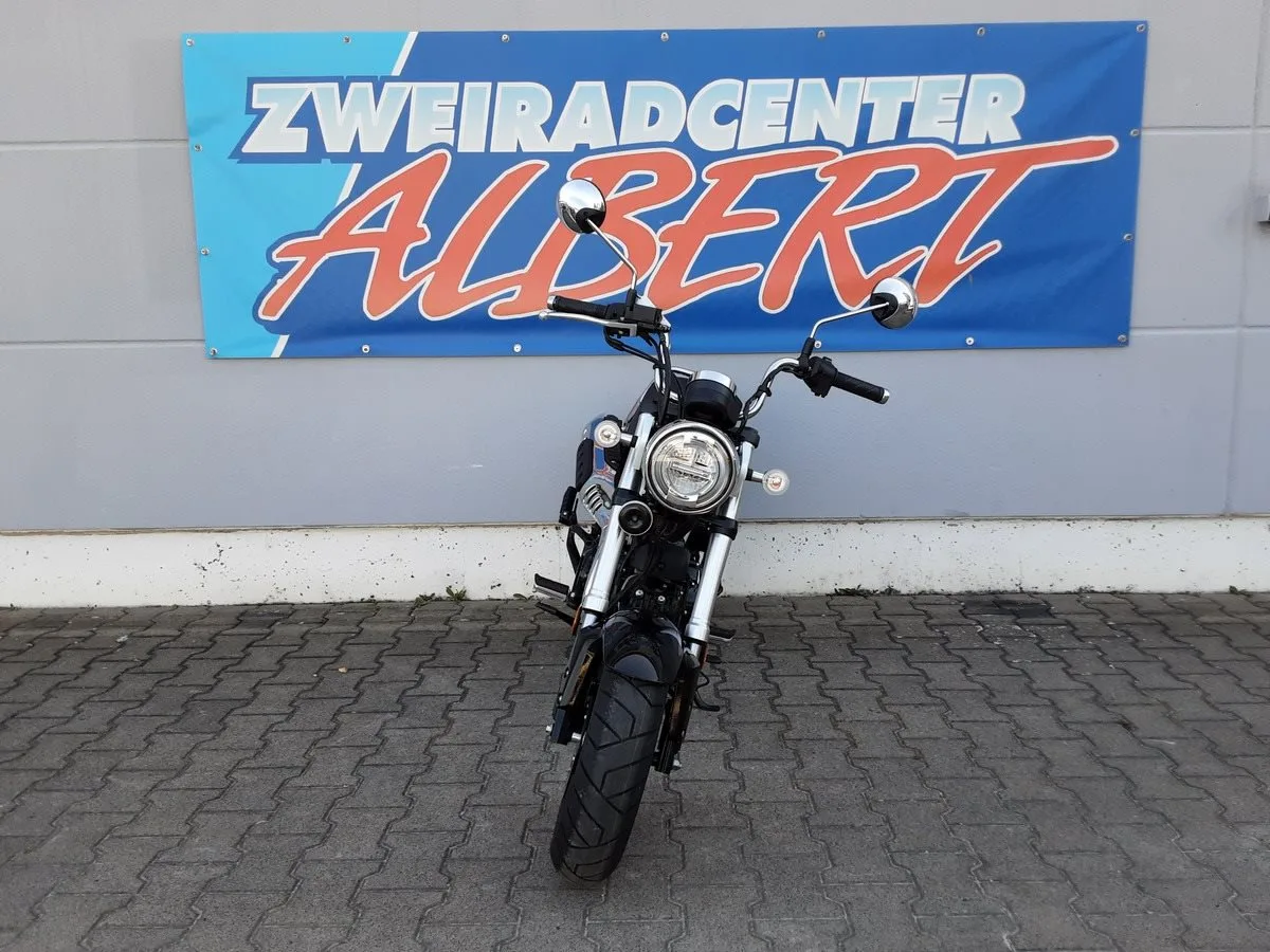 Honda Dax 125