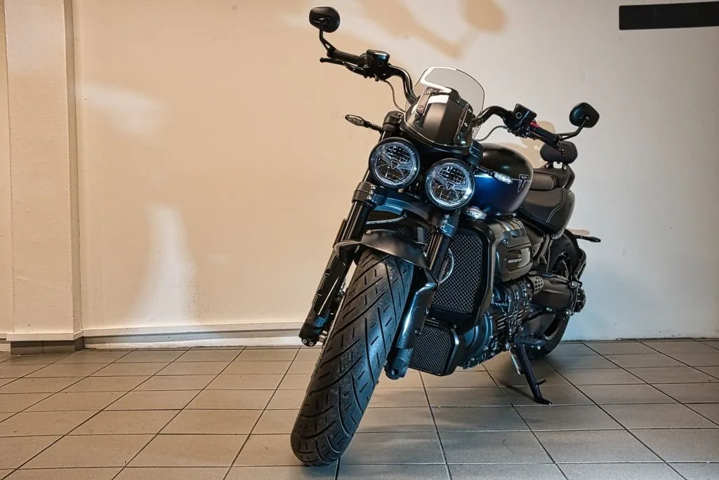 Triumph Rocket 3 Storm GT