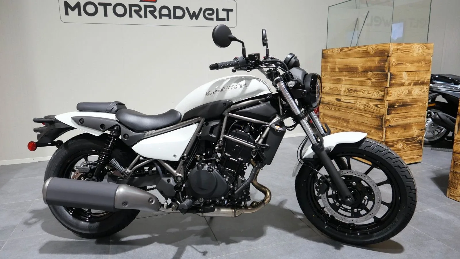 Kawasaki Eliminator 500