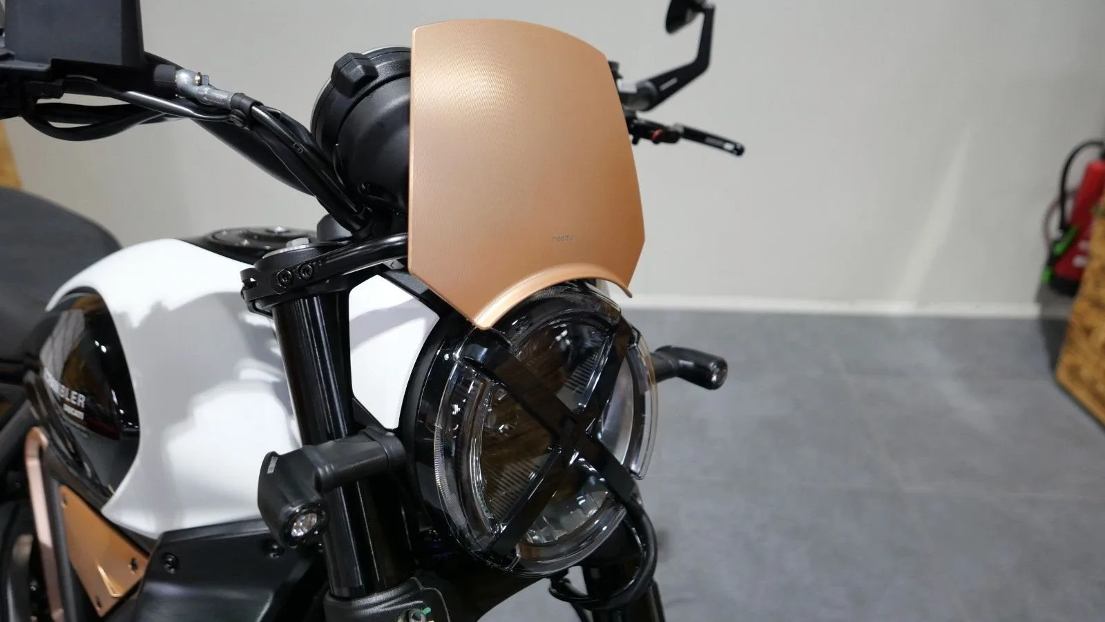 Ducati Scrambler 10° Anniversario Rizoma Edition