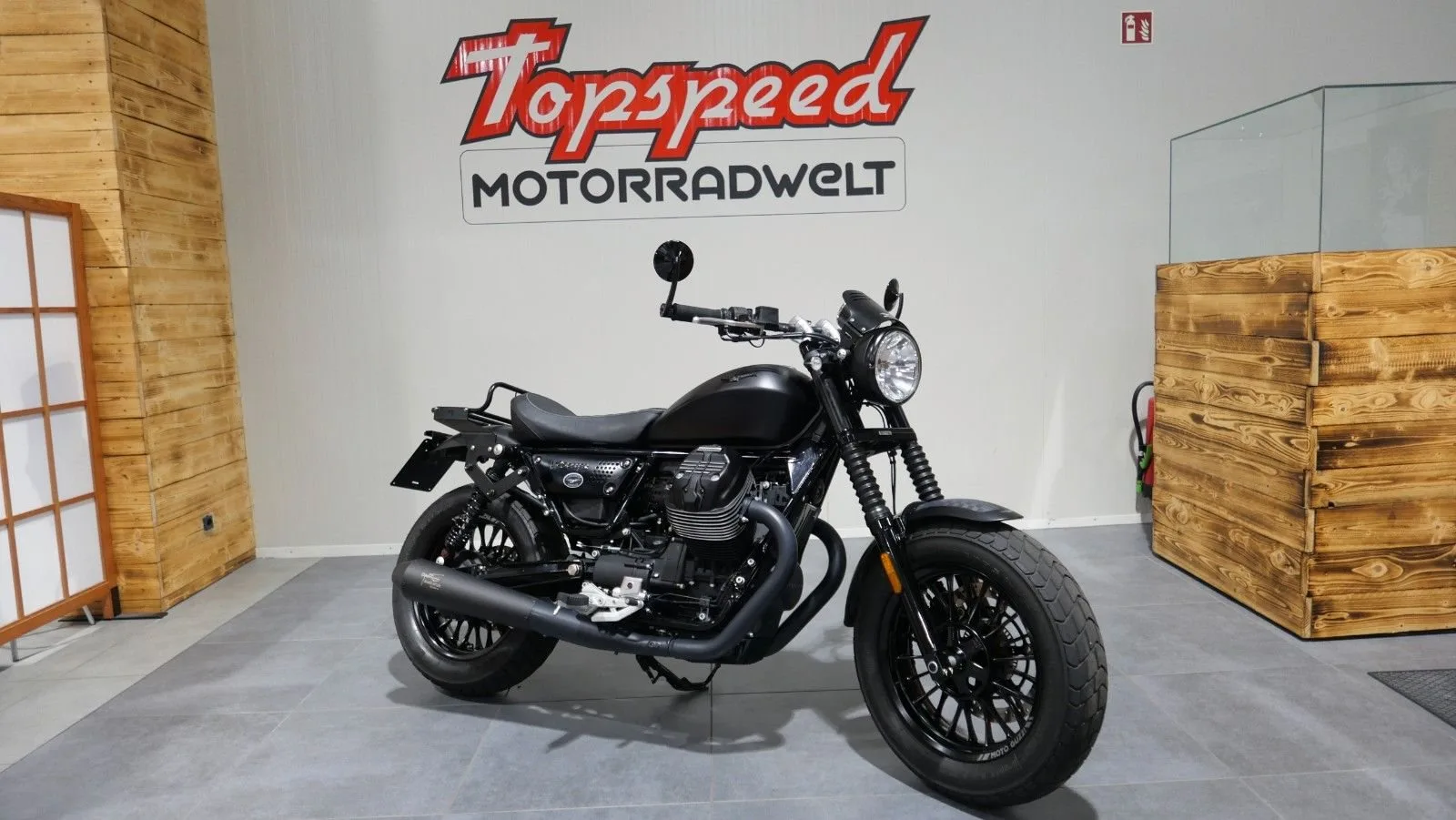 Moto Guzzi V9 Bobber