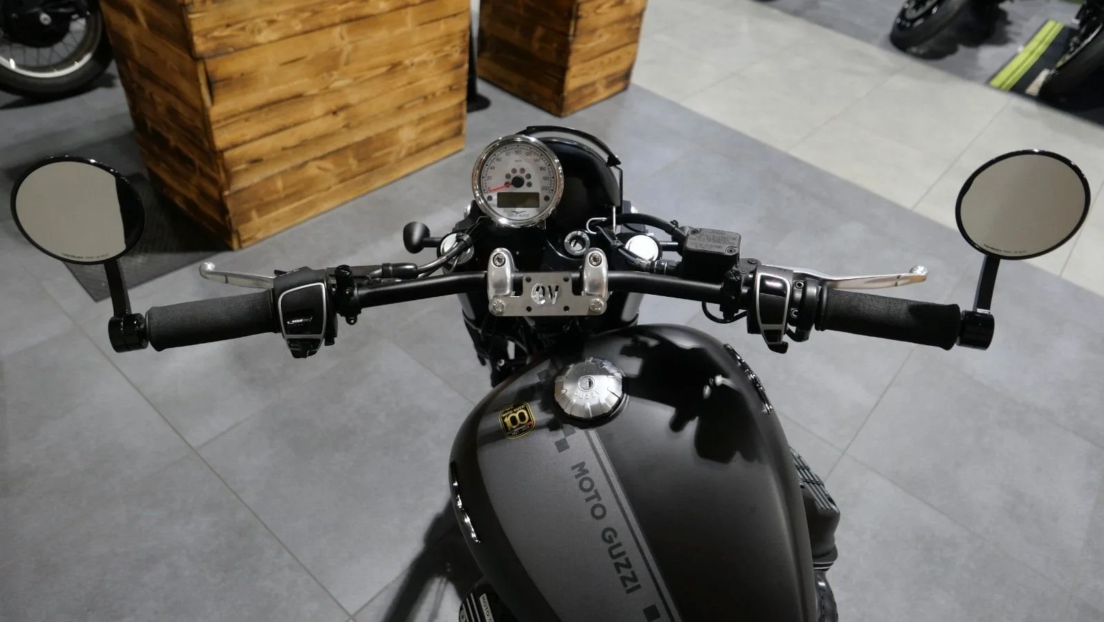 Moto Guzzi V9 Bobber