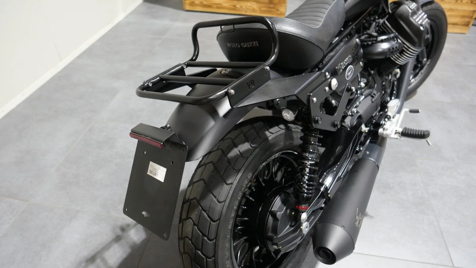 Moto Guzzi V9 Bobber