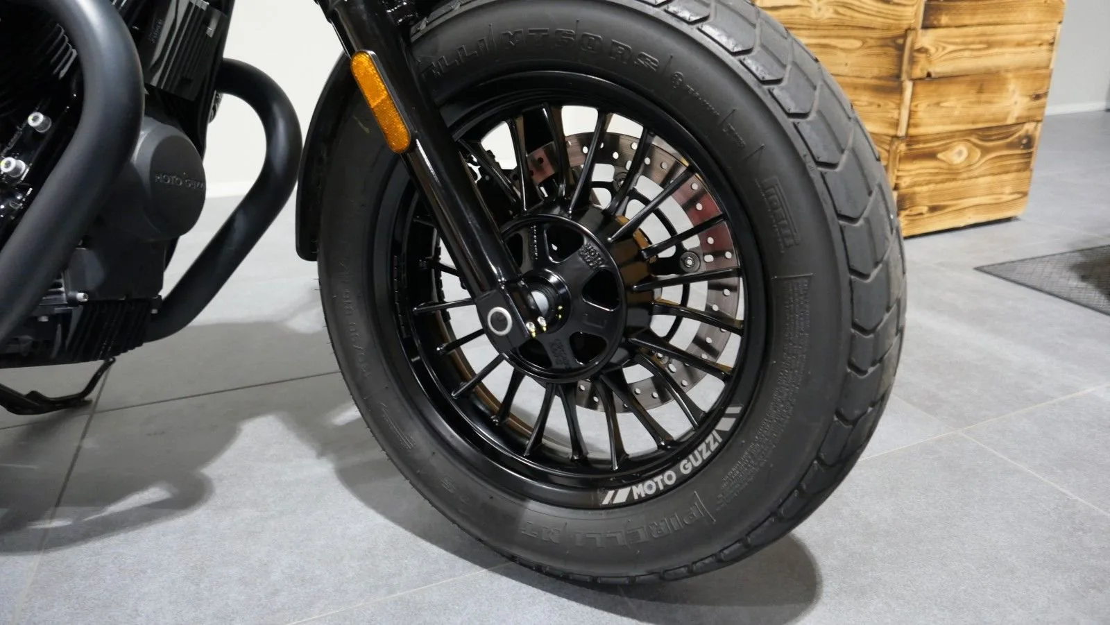Moto Guzzi V9 Bobber
