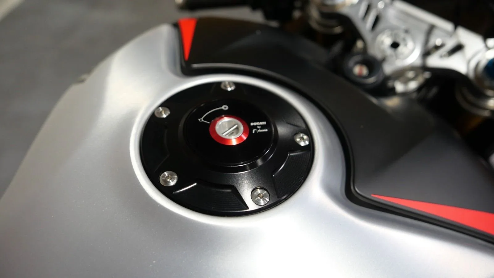 Ducati Panigale V4 SP