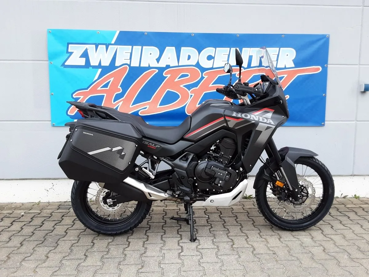 Honda XL750 Transalp E-Clutch