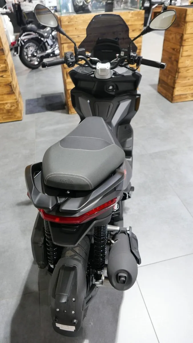 Aprilia SR GT 125 E5+