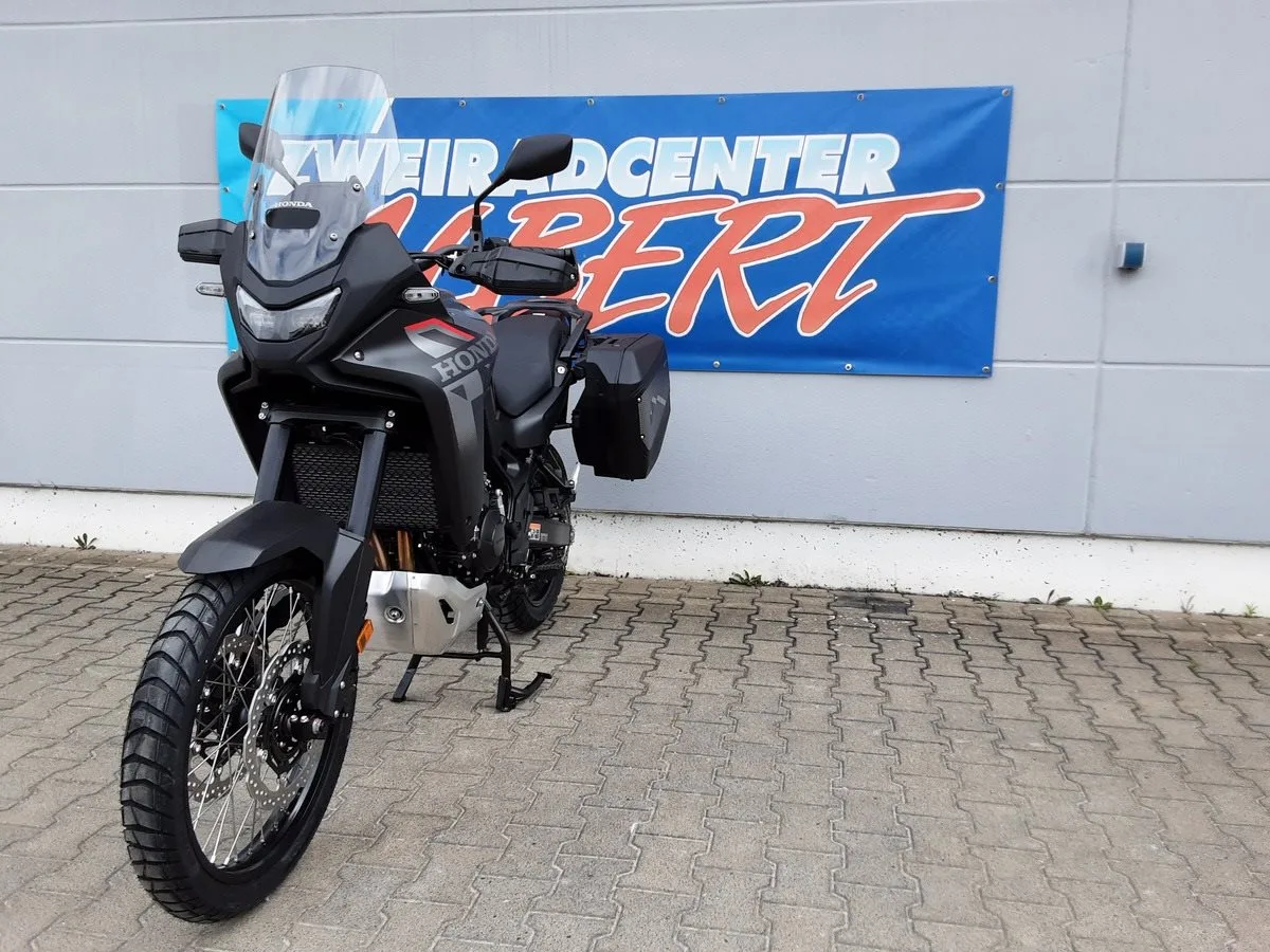 Honda XL750 Transalp E-Clutch