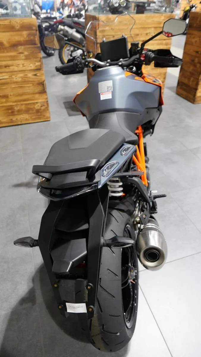 KTM 1290 Super Duke GT