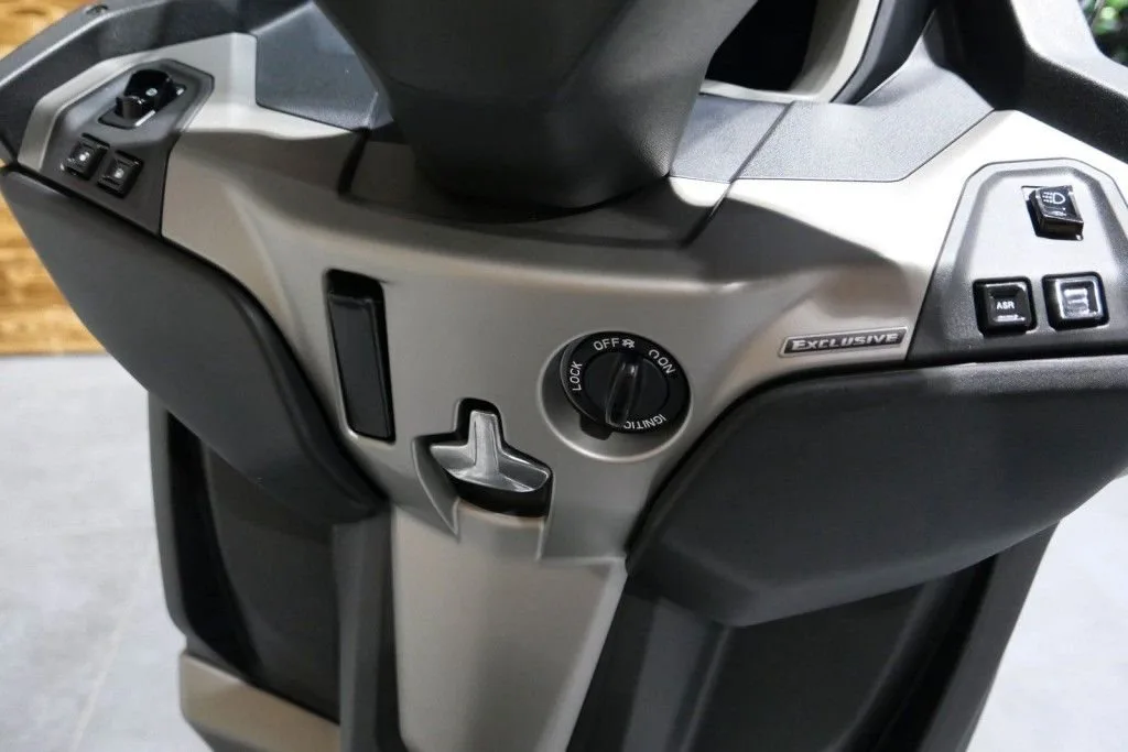 Piaggio MP3 530 HPE Exclusive