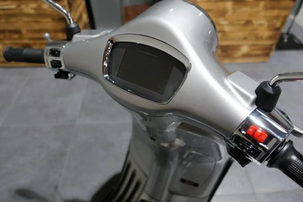 Vespa Elettrica 70 km/h Variante