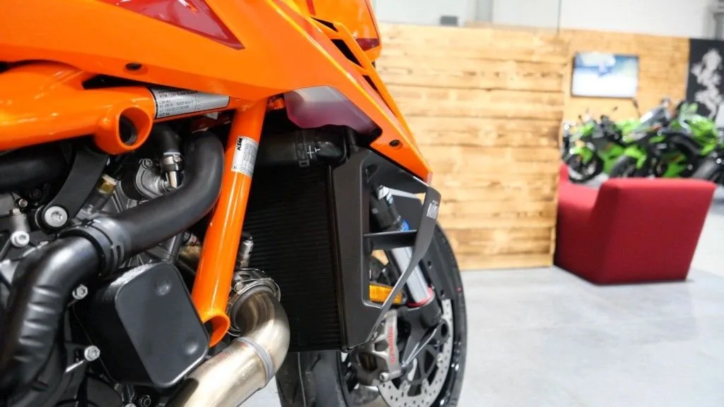 KTM 1390 Super Duke R EVO