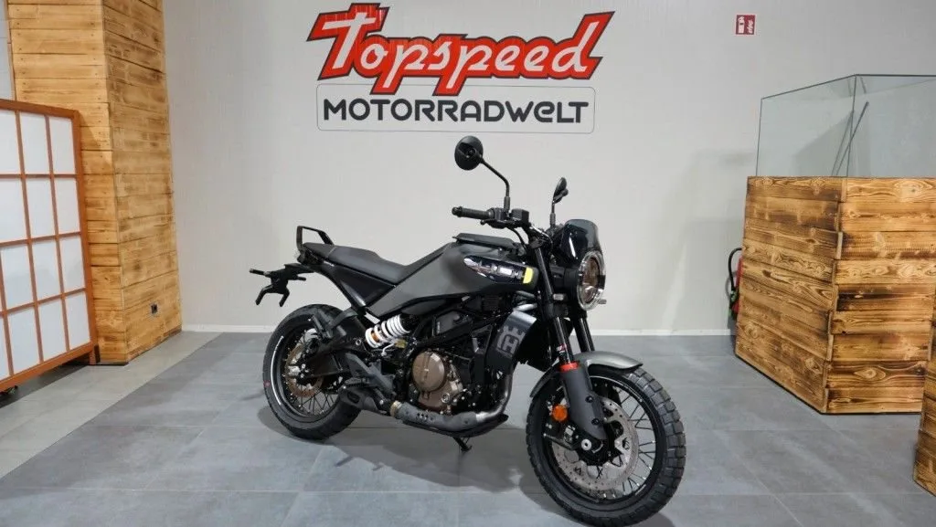 Husqvarna Svartpilen 401