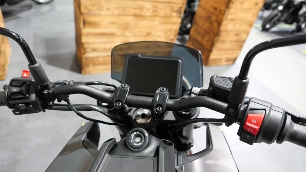 Husqvarna Svartpilen 401