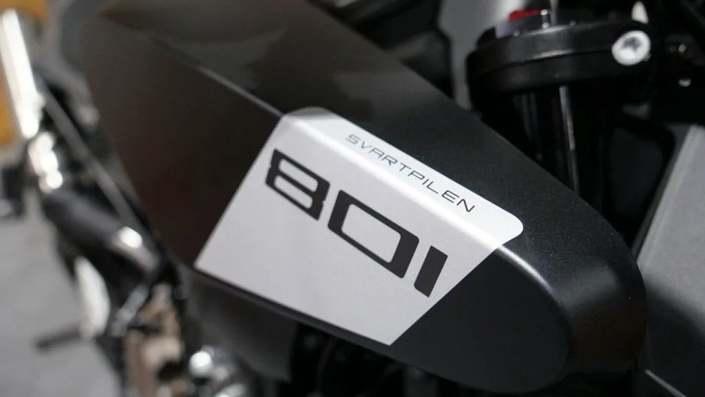 Husqvarna Svartpilen 801