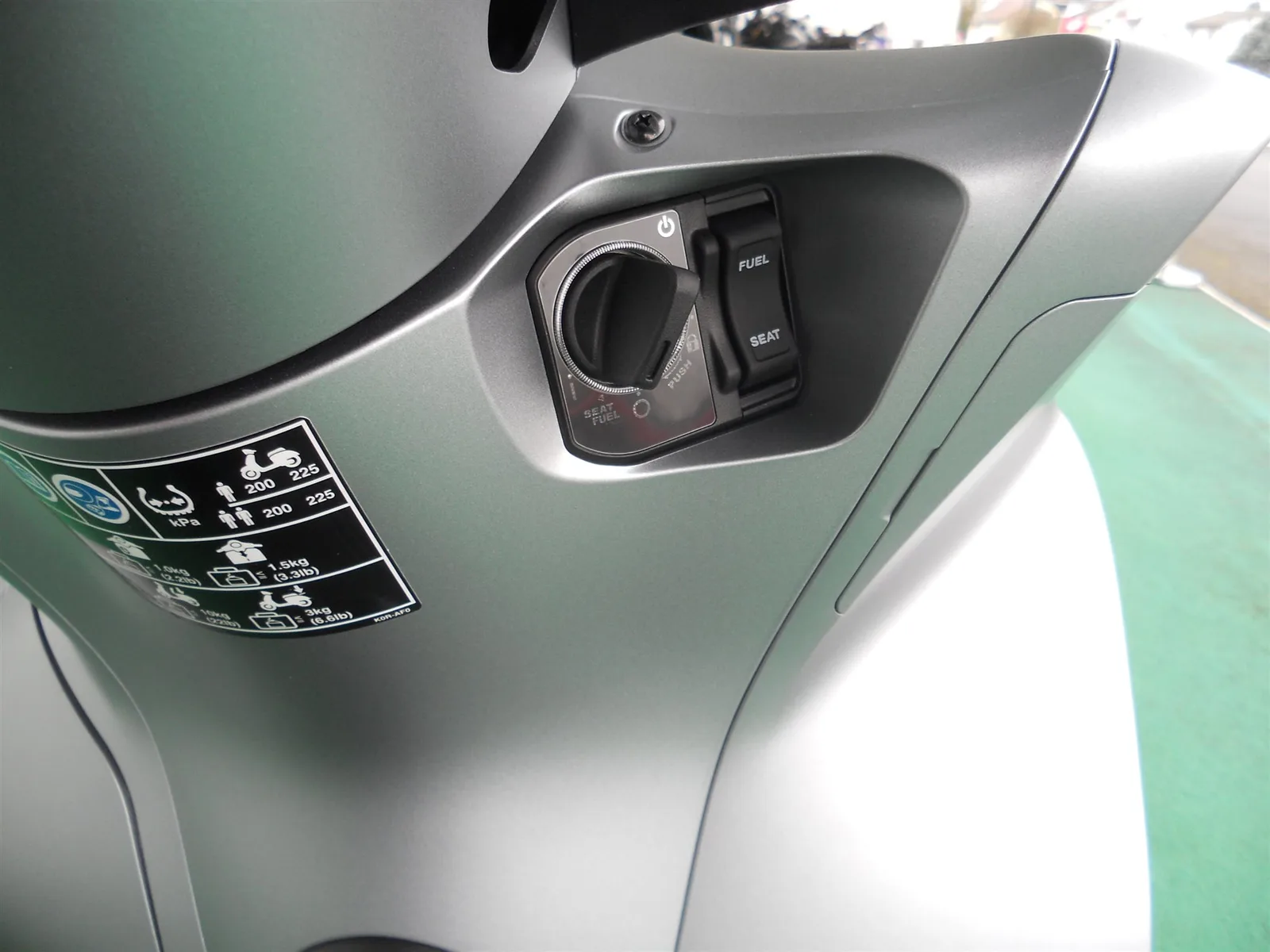 Honda SH150i Matt Lucent Silver