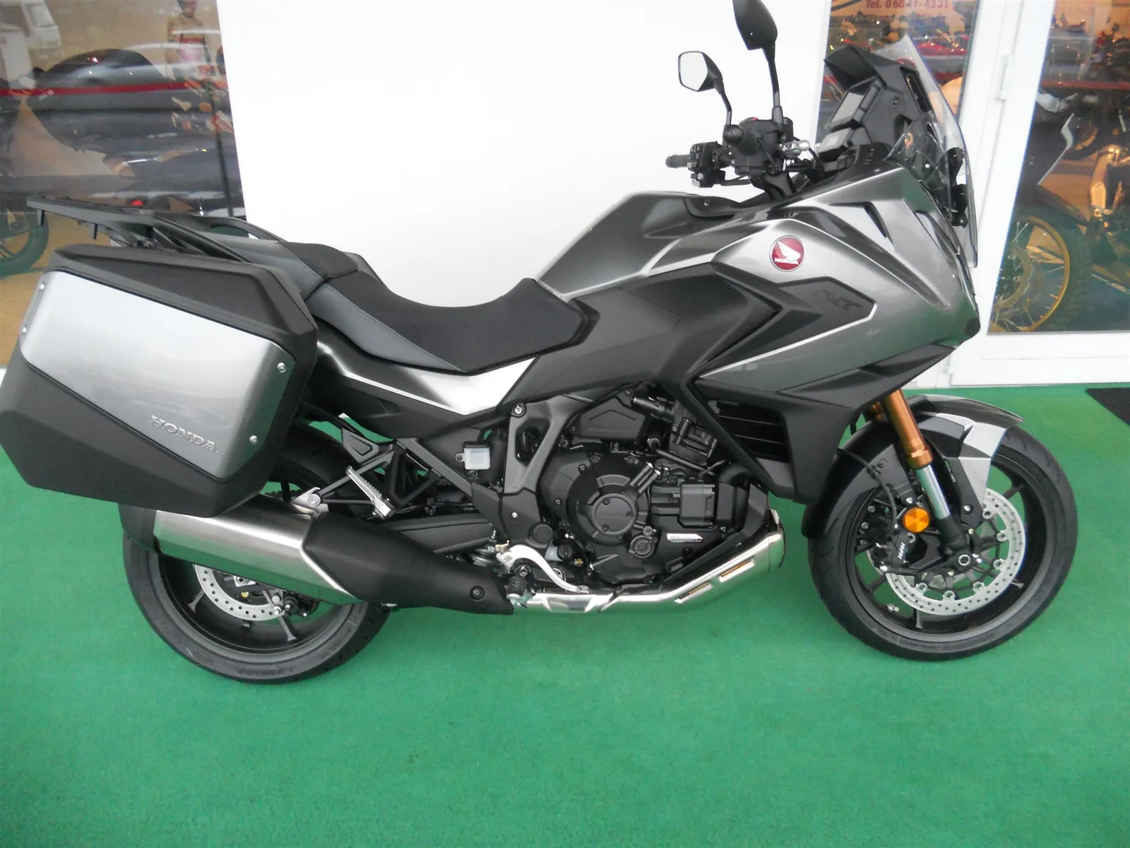 Honda NT1100 DCT Electronic Suspension GRAU