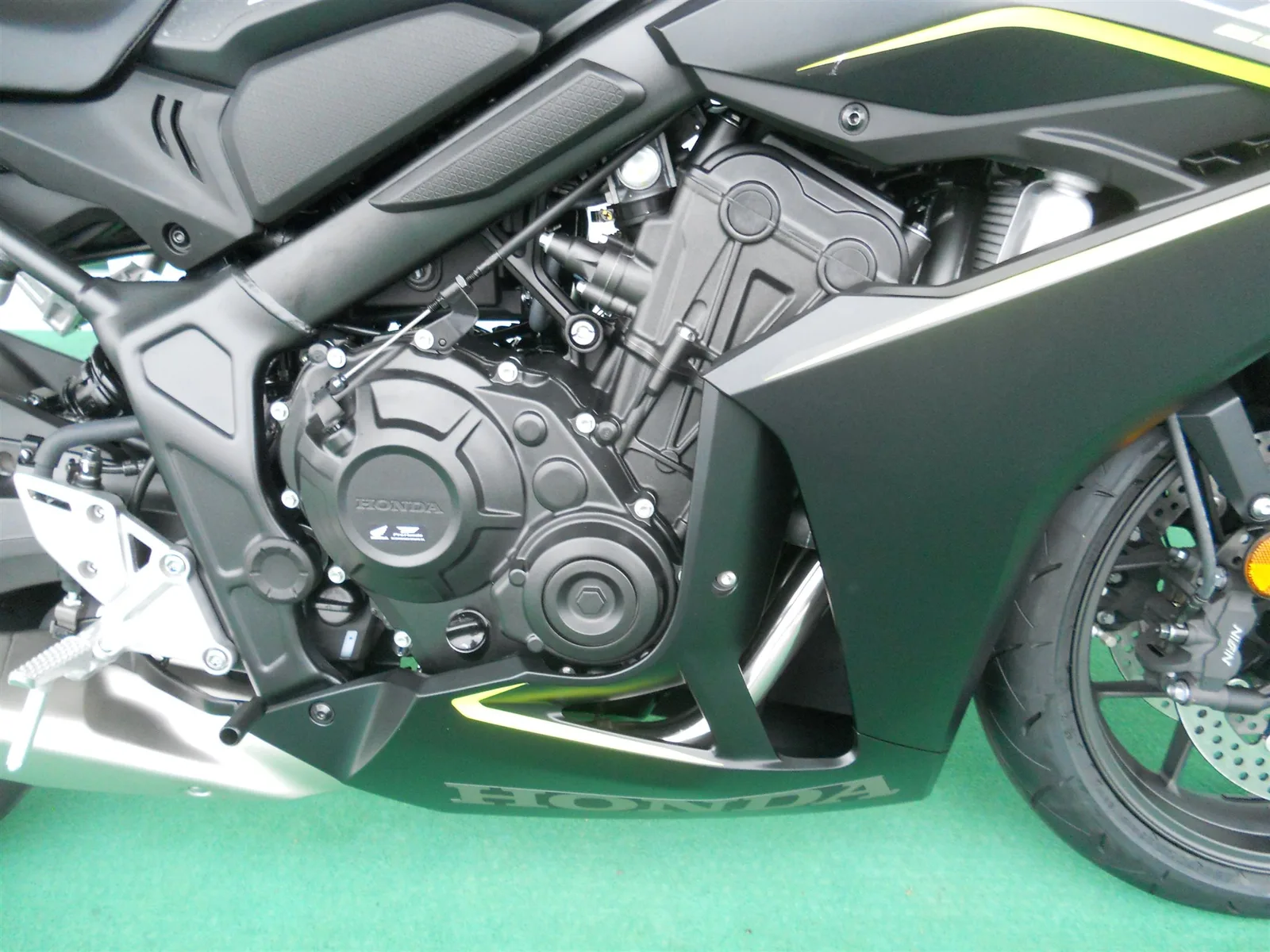 Honda CBR650R ohne E-Clutch + Sport Paket