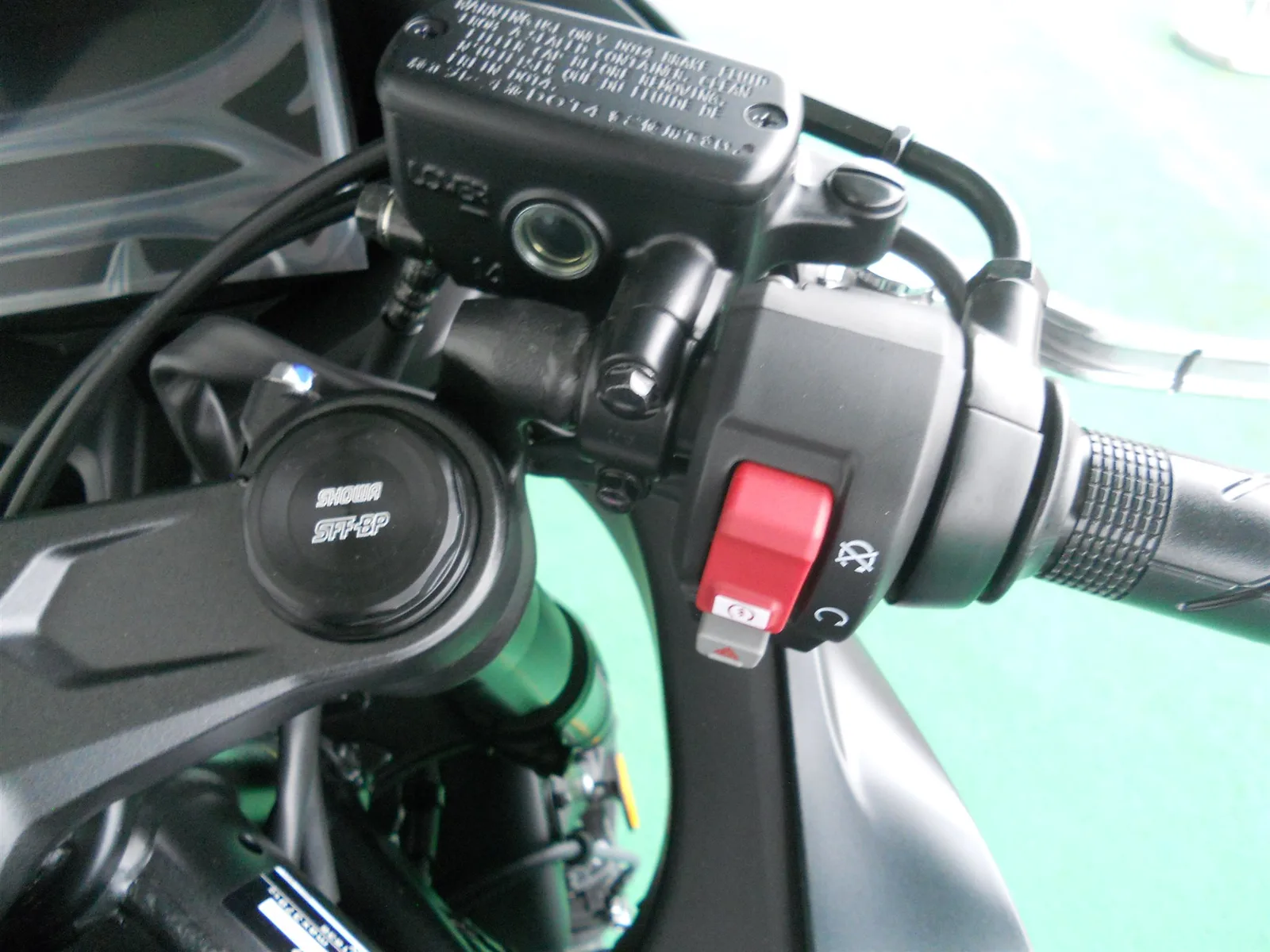 Honda CBR650R ohne E-Clutch + Sport Paket